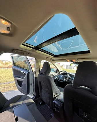 Volvo XC 60 cena 44000 przebieg: 326600, rok produkcji 2011 z Częstochowa małe 277